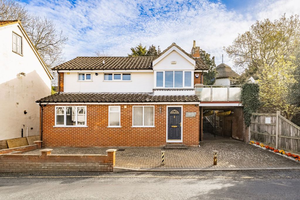 Property photo 1 of 25