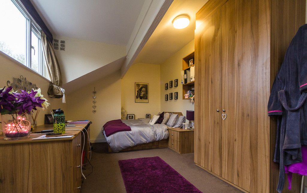 Property photo 3 of 10 Property Photo