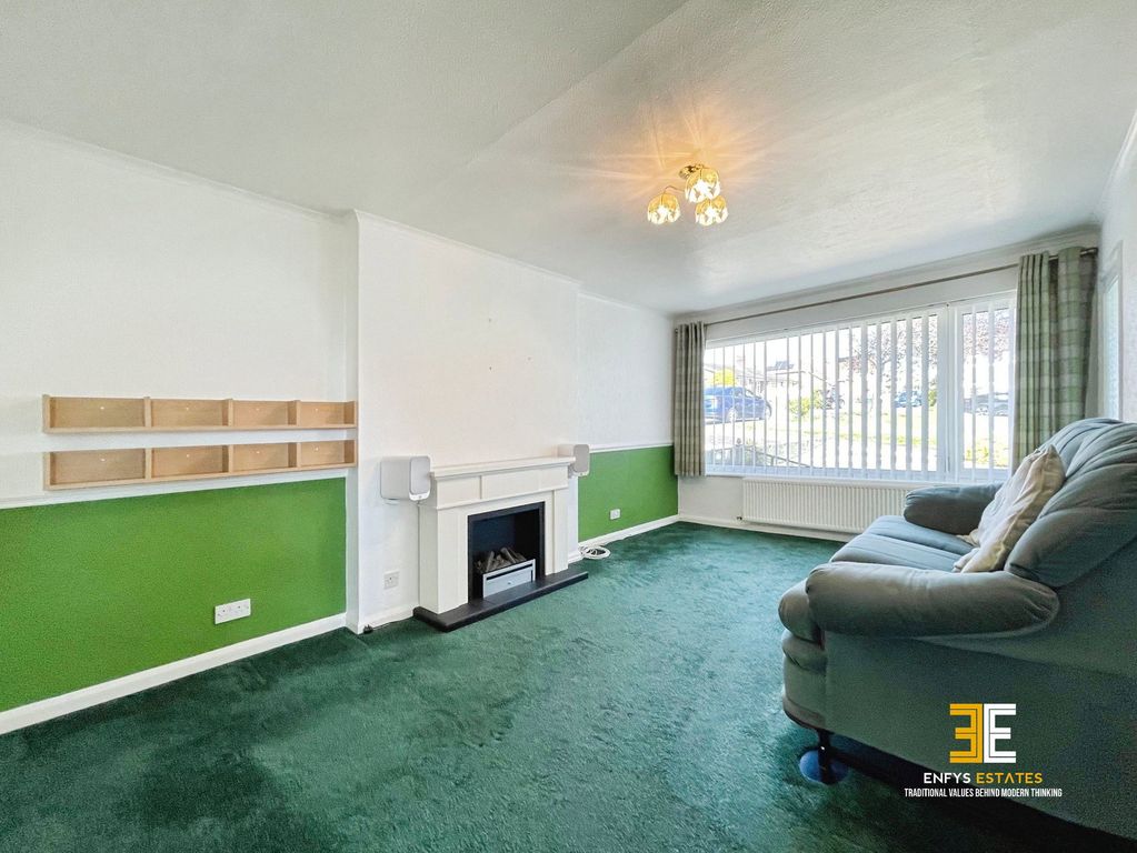 Property photo 3 of 31