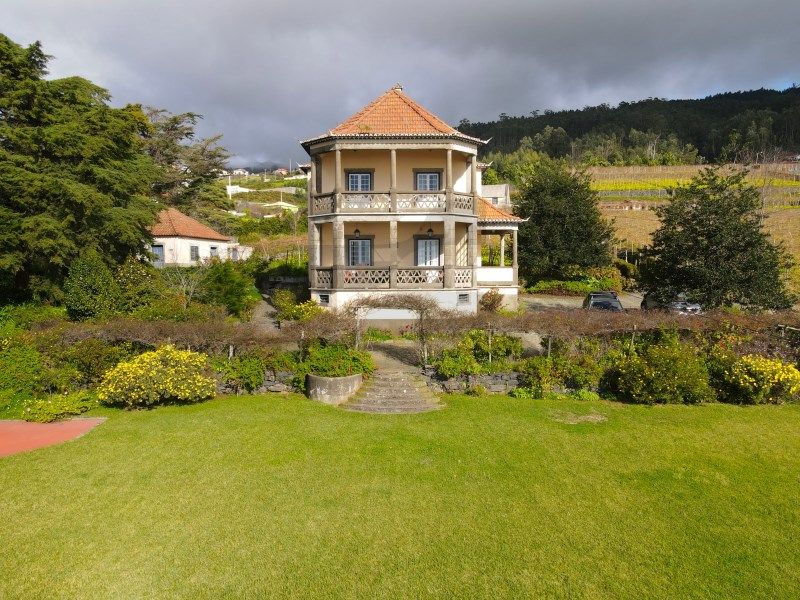 Property photo 3 of 25