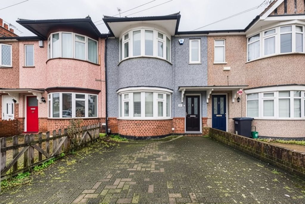 Property photo 1 of 7