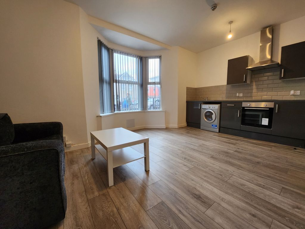 Property photo 1 of 5 Photo 4