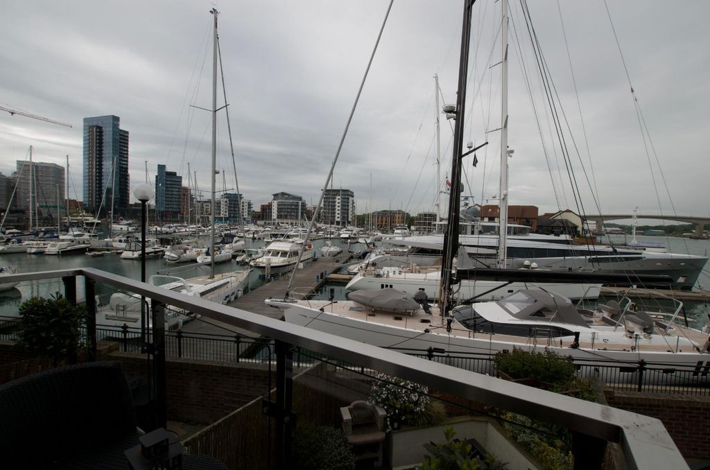 Property photo 2 of 20 Image00008.Jpeg