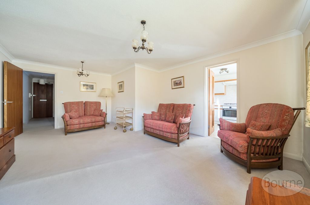 Property photo 3 of 19 3B13Ac14-0d68-4B9...