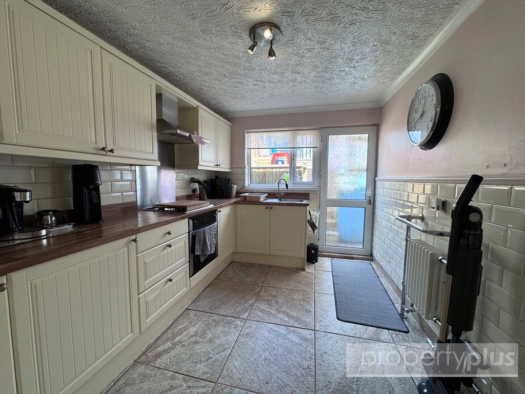 Property photo 2 of 12 Picture No. 09
