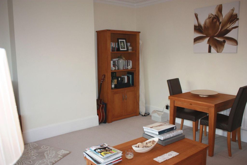 Property photo 2 of 11 Photo 5