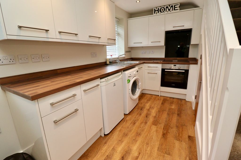 Property photo 3 of 12 Img_4704