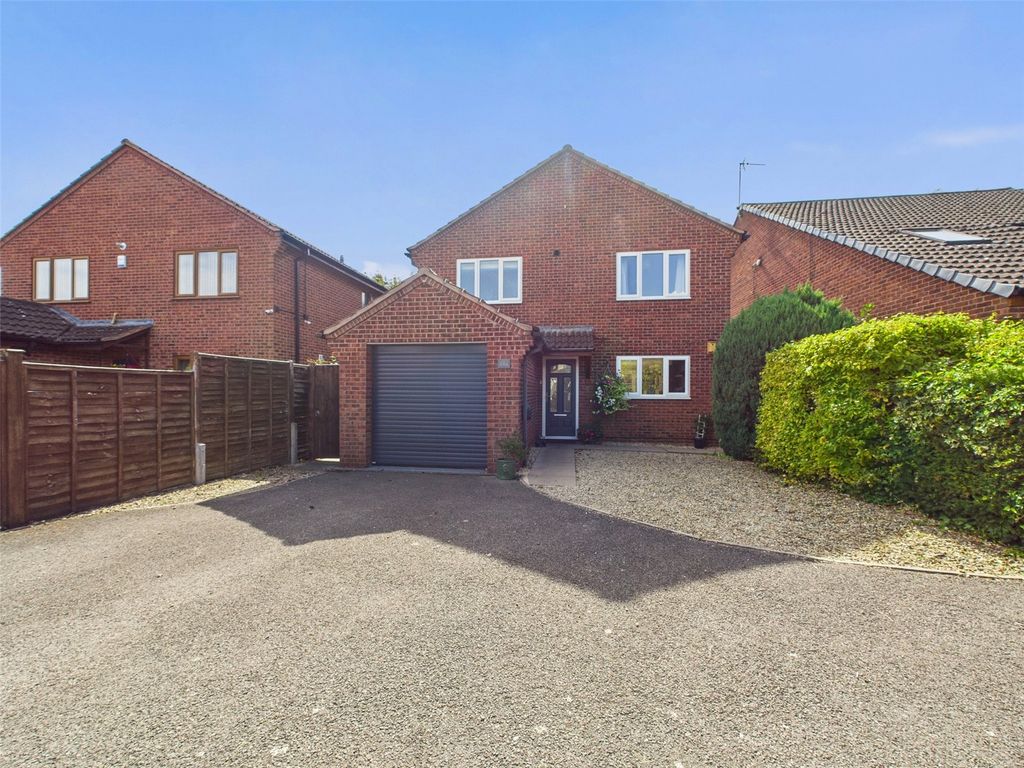 Property photo 1 of 19 Picture No. 02