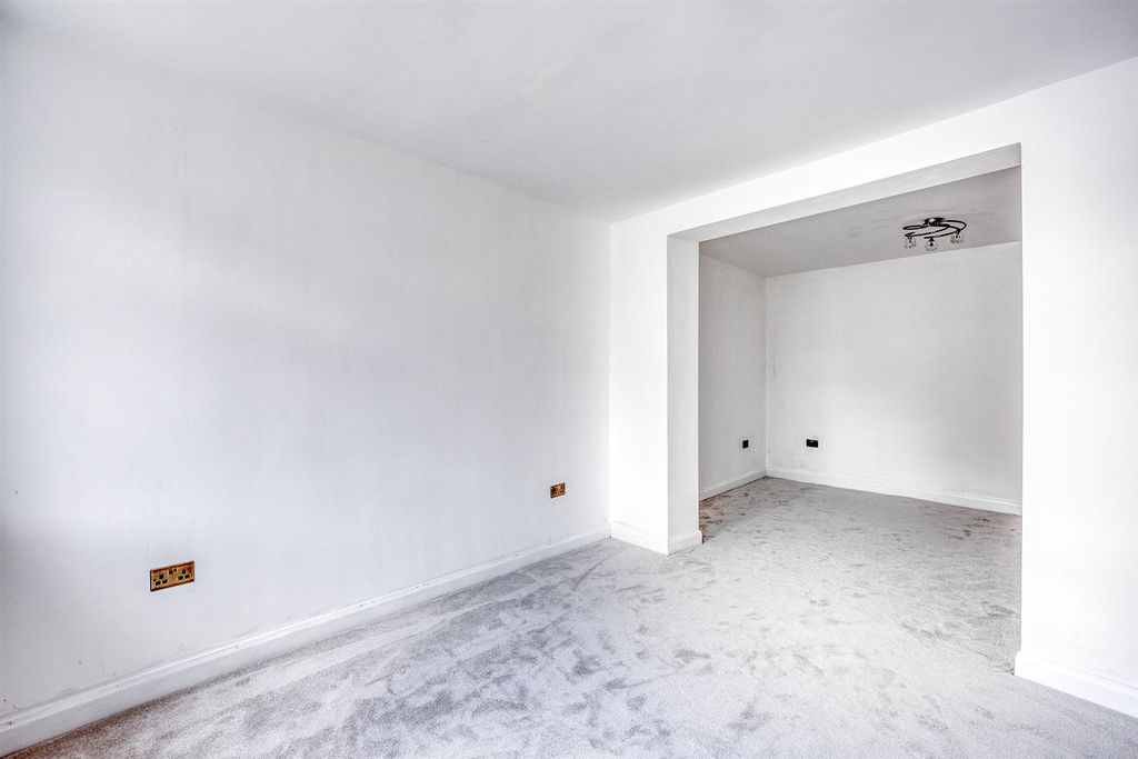 Property photo 3 of 18 316A2875.Jpg