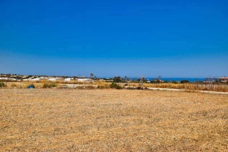 Property photo 1 of 3