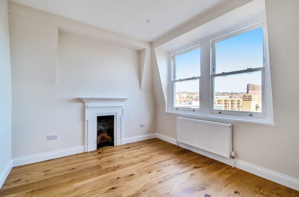 Property photo 3 of 9 1221945 (4).Jpg