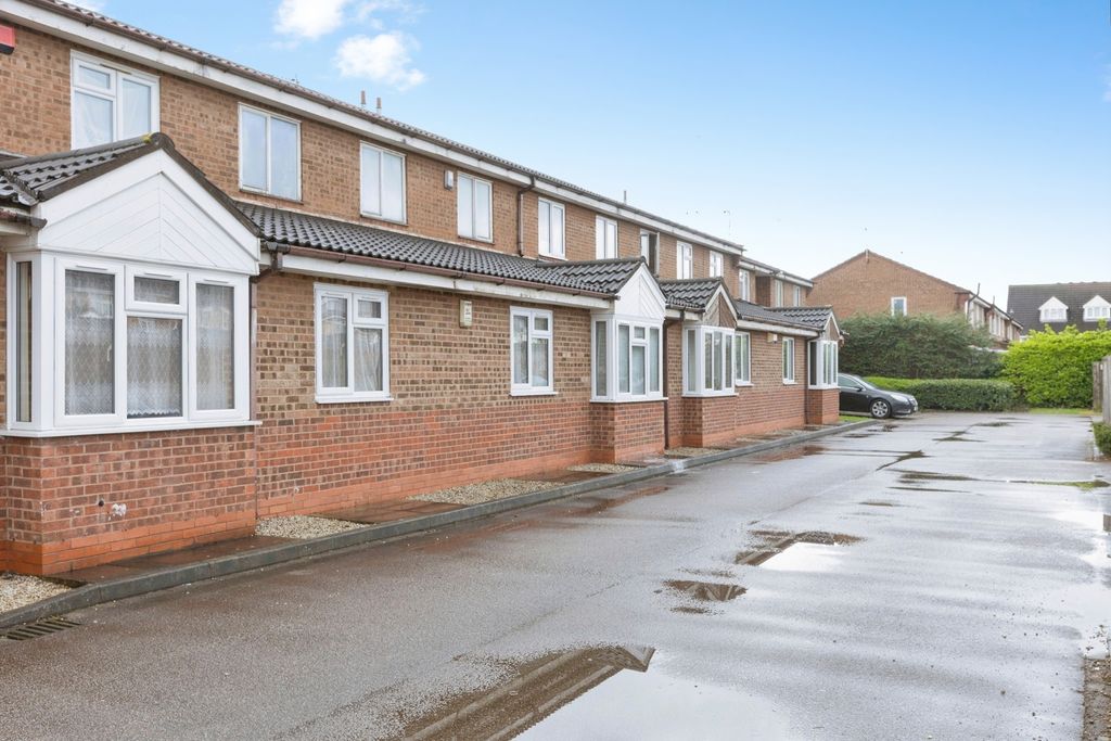 Property photo 1 of 13 Front