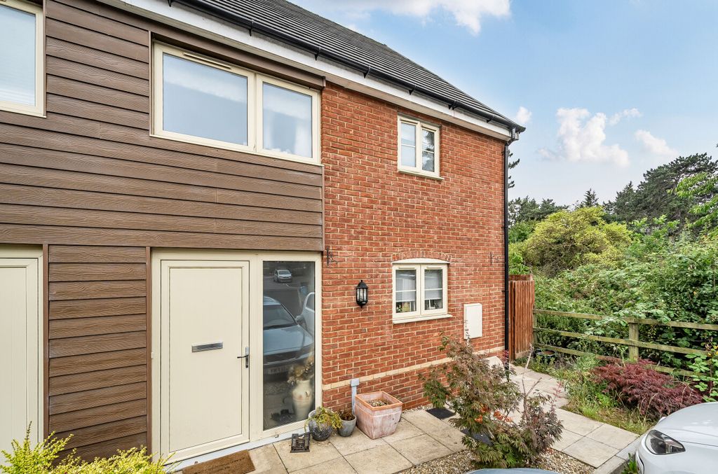 Property photo 1 of 20 6882183644F24l1328065168811707217Bb