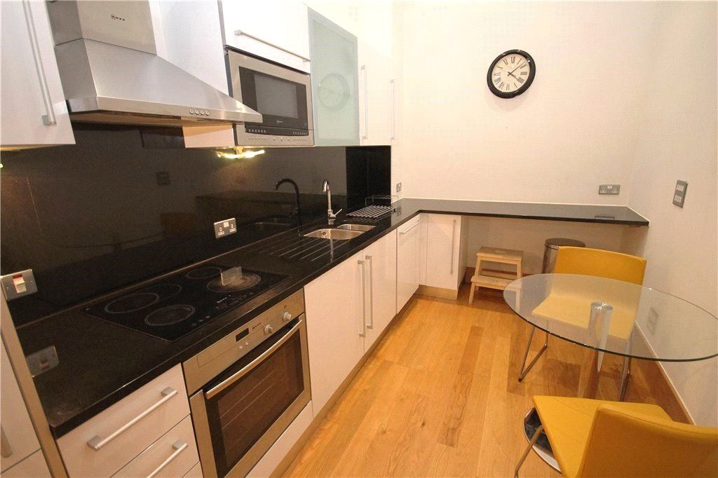 Property photo 3 of 5 Kitchen