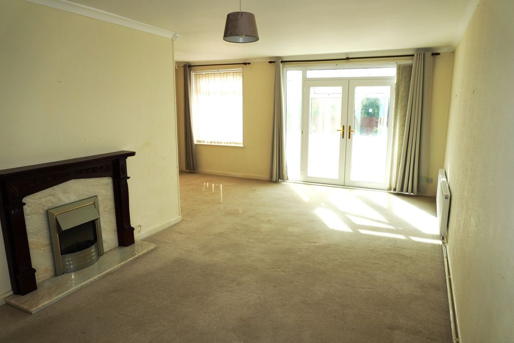 Property photo 3 of 11 Image 3