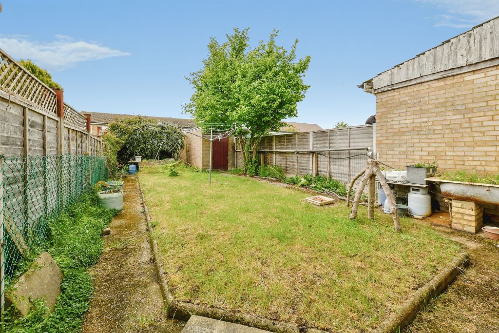 Property photo 2 of 19