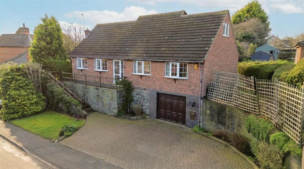 Property photo 1 of 32 1