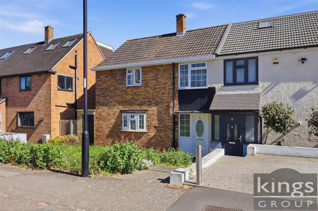 Property photo 1 of 18