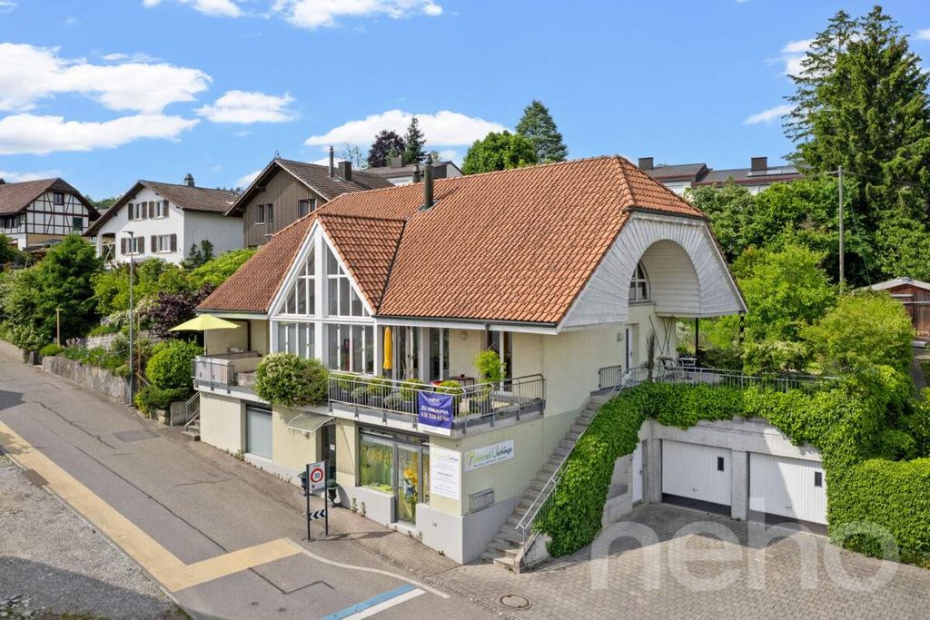 Property photo 2 of 13