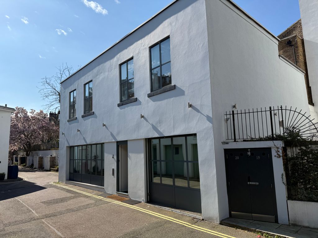 Property photo 1 of 13 Exterior