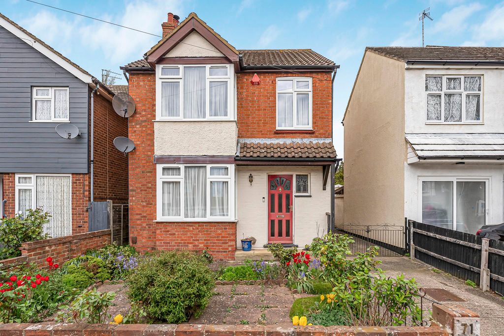 Property photo 1 of 30 Front Aspect