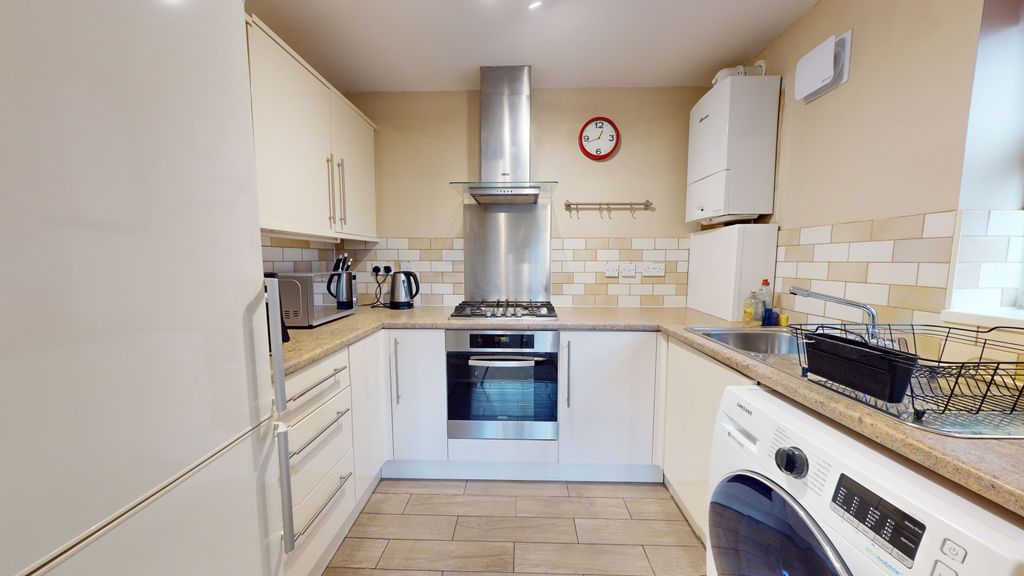 Property photo 2 of 9 11042024_142748