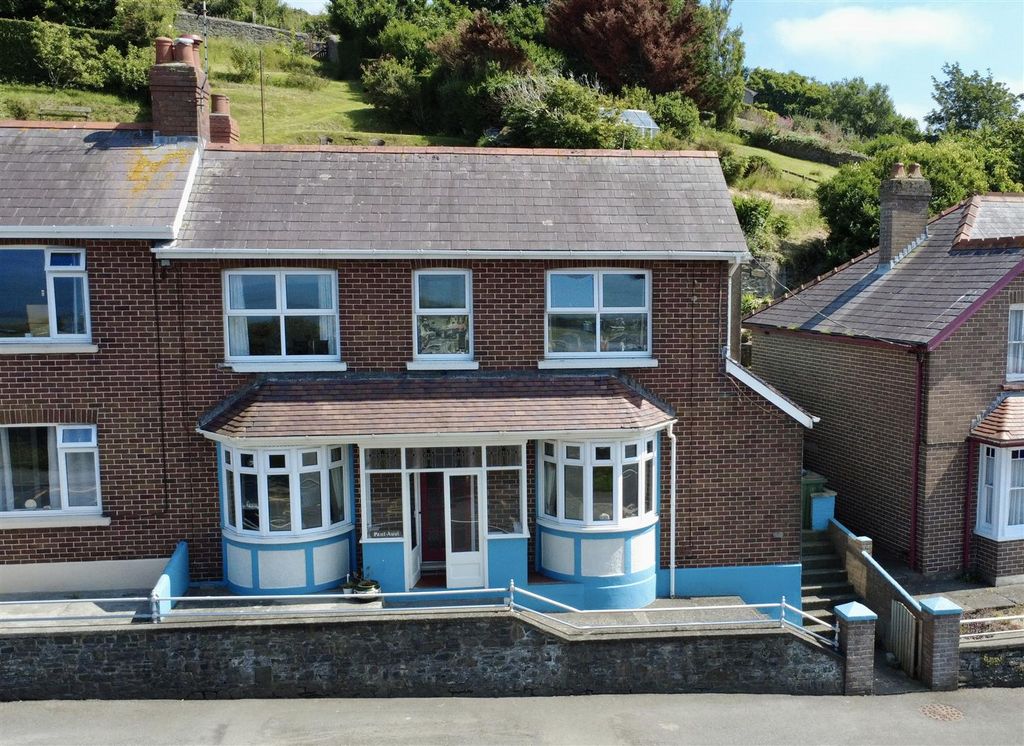 Property photo 1 of 34 Description