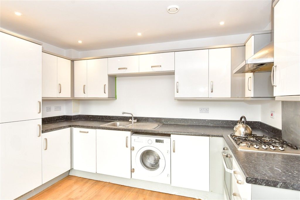 Property photo 3 of 9 Lounge/Diner/Kitchen