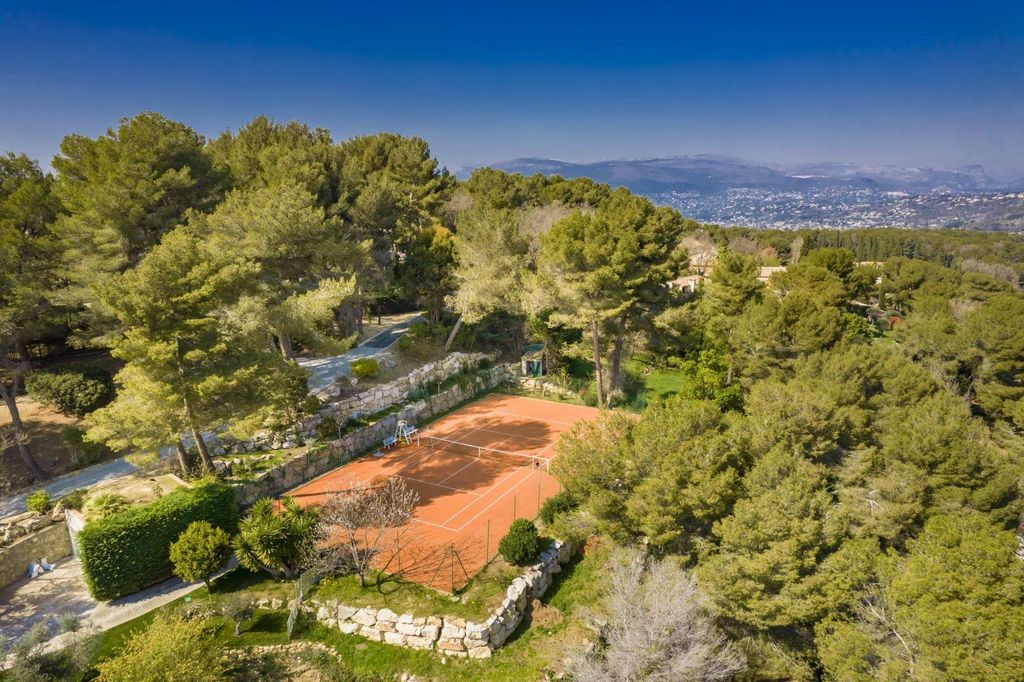 Property photo 3 of 10 Image
