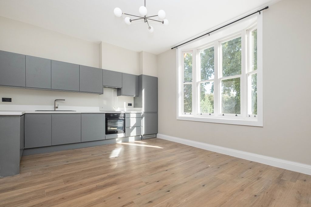 Property photo 1 of 11 Reception Room