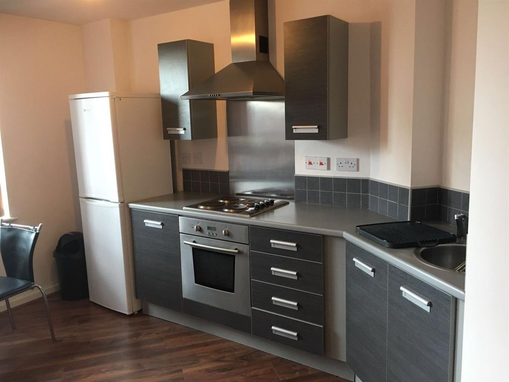 Property photo 2 of 6