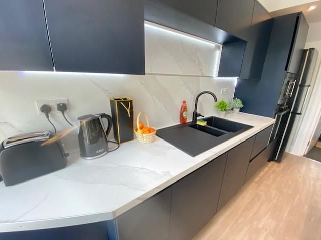 Property photo 3 of 12 56 Glen3.Jpg