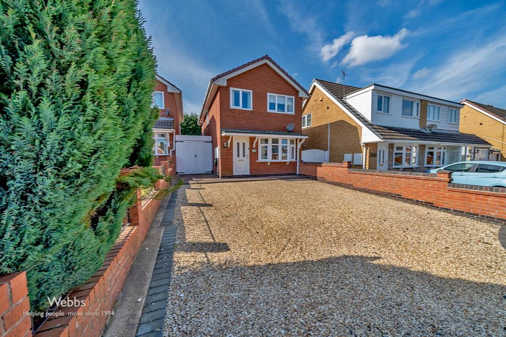 Property photo 1 of 32 © Webbs Estate Agents © (116 Of 143).Jpg