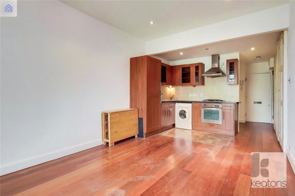 Property photo 3 of 11