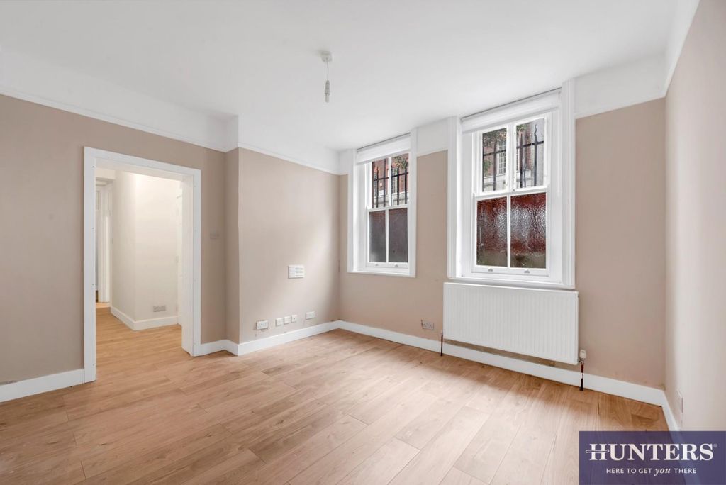 Property photo 1 of 5 Reception