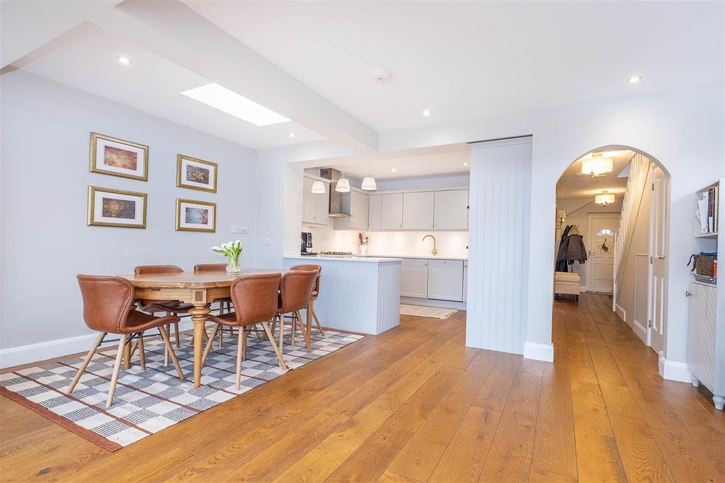 Property photo 2 of 29 73-Summer-Road-0028 Copy.Jpg