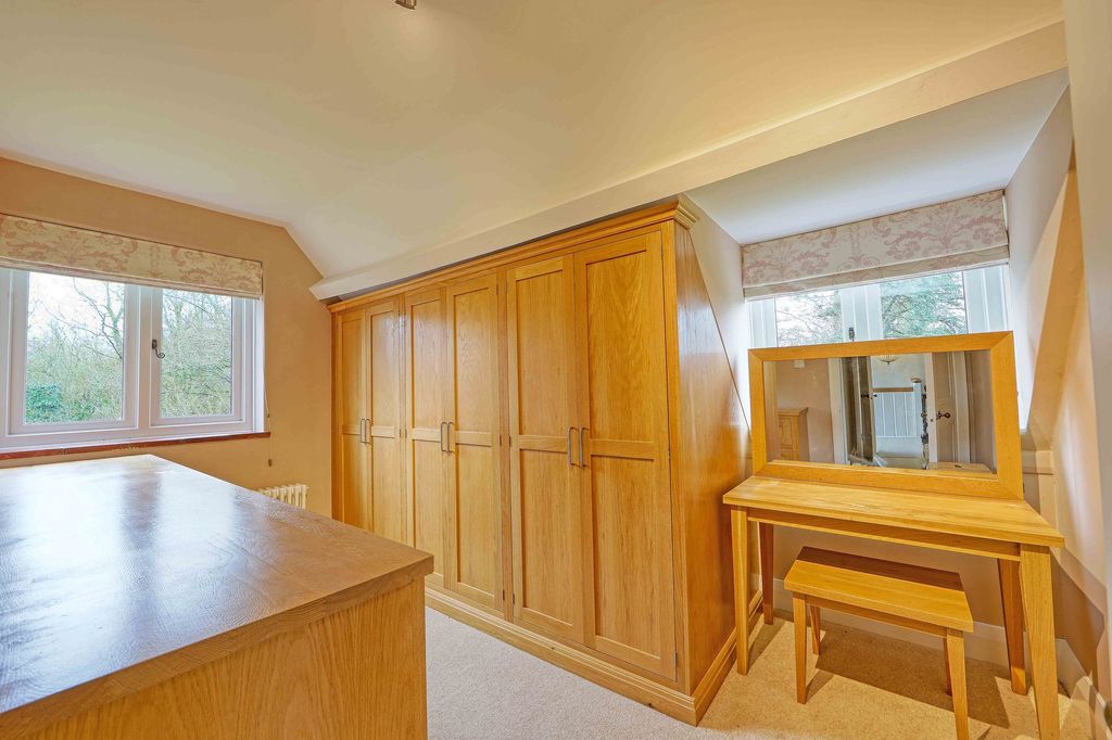 Additional image 20 of 5 bed detached house for saleWinter Hill Road, Maidenhead SL6