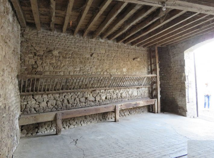 Property photo 3 of 4