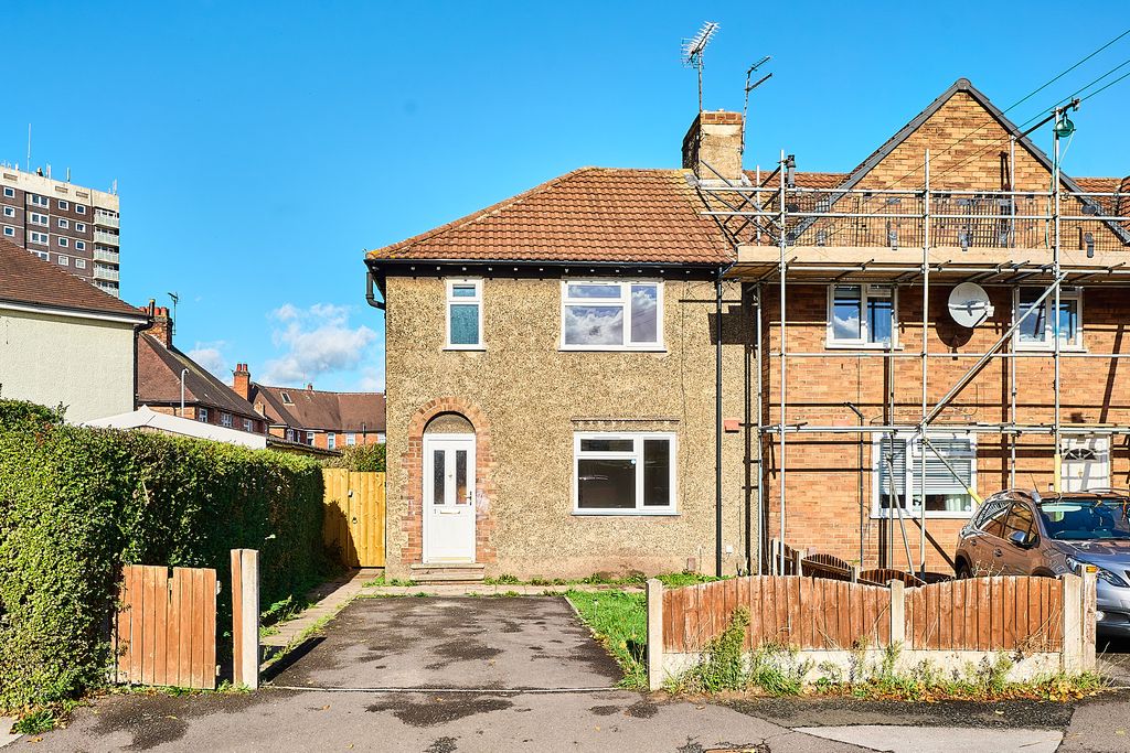 Property photo 1 of 9