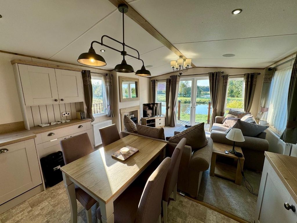 Property photo 1 of 13 3.Jpg