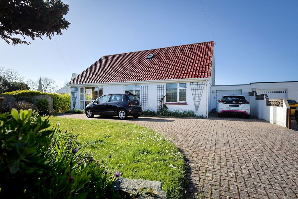 Property photo 1 of 22 Photo 0