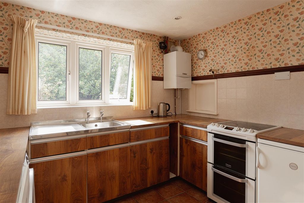 Property photo 3 of 15 14.Jpg