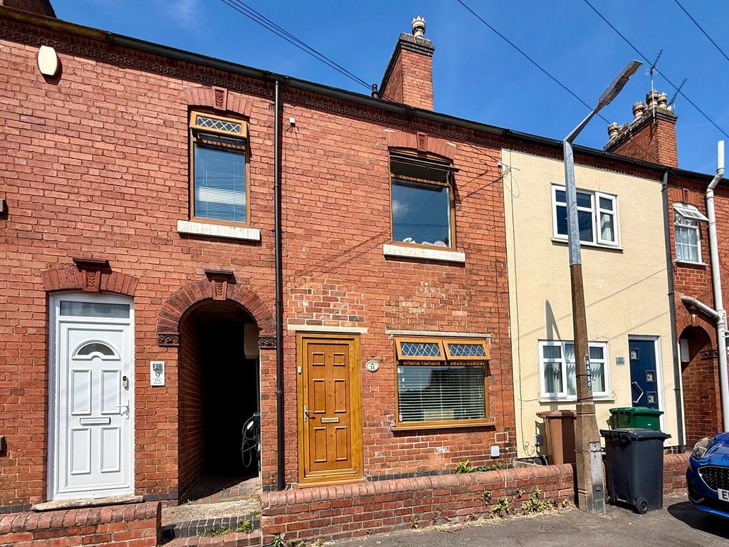 Property photo 1 of 17