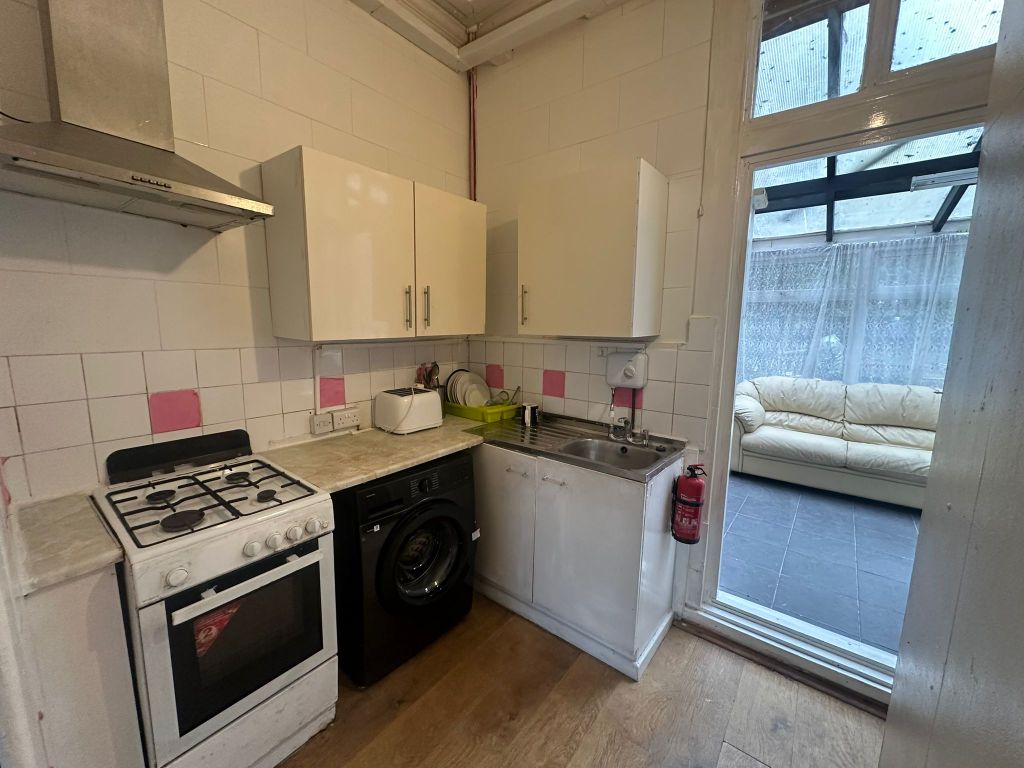 Property photo 2 of 4