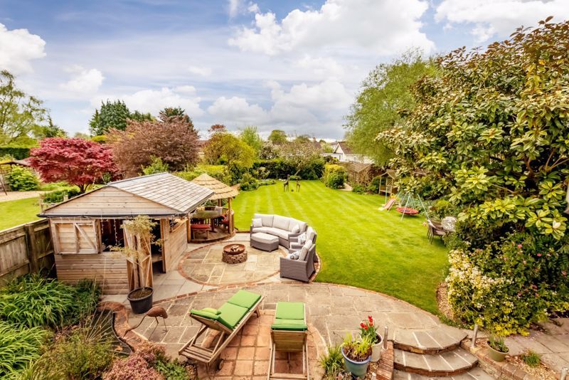 Property photo 3 of 23 Garden