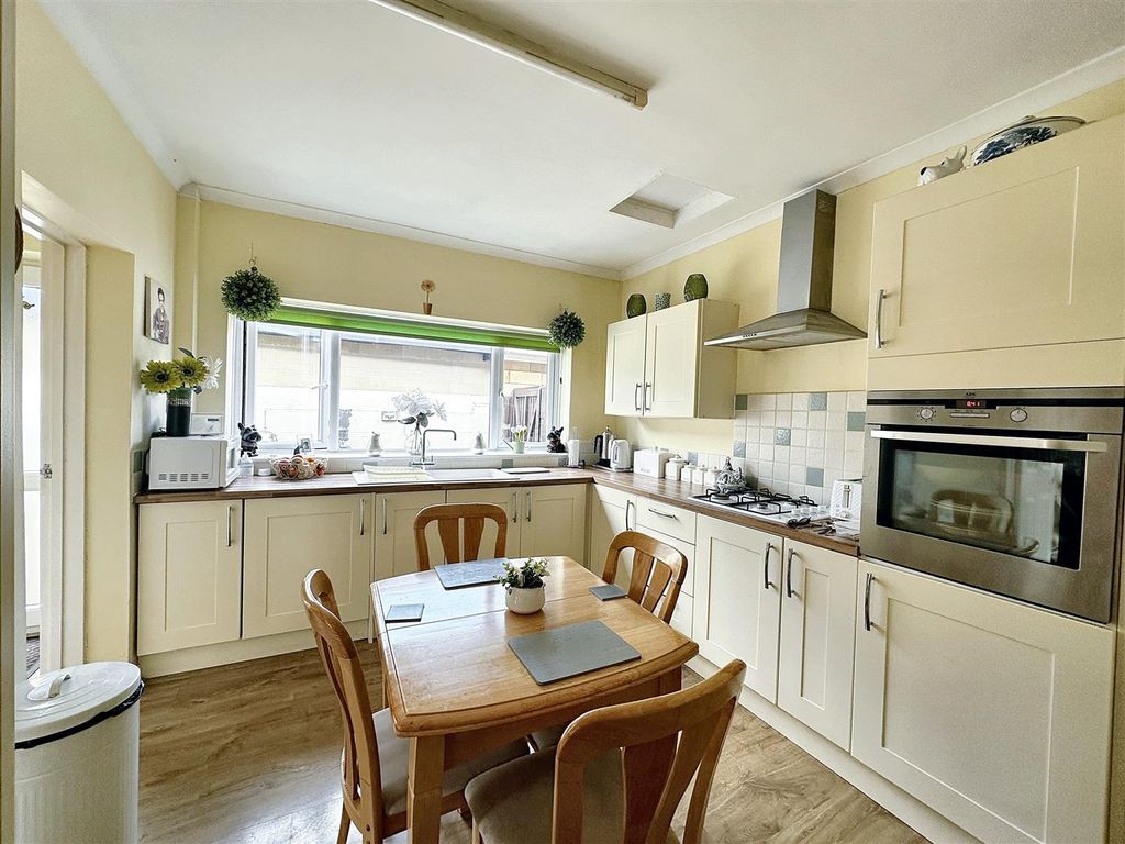 Property photo 2 of 13 Img_0490.Jpg