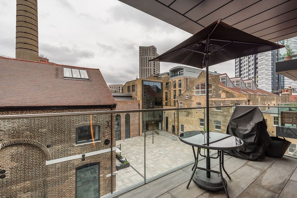 Property photo 3 of 19