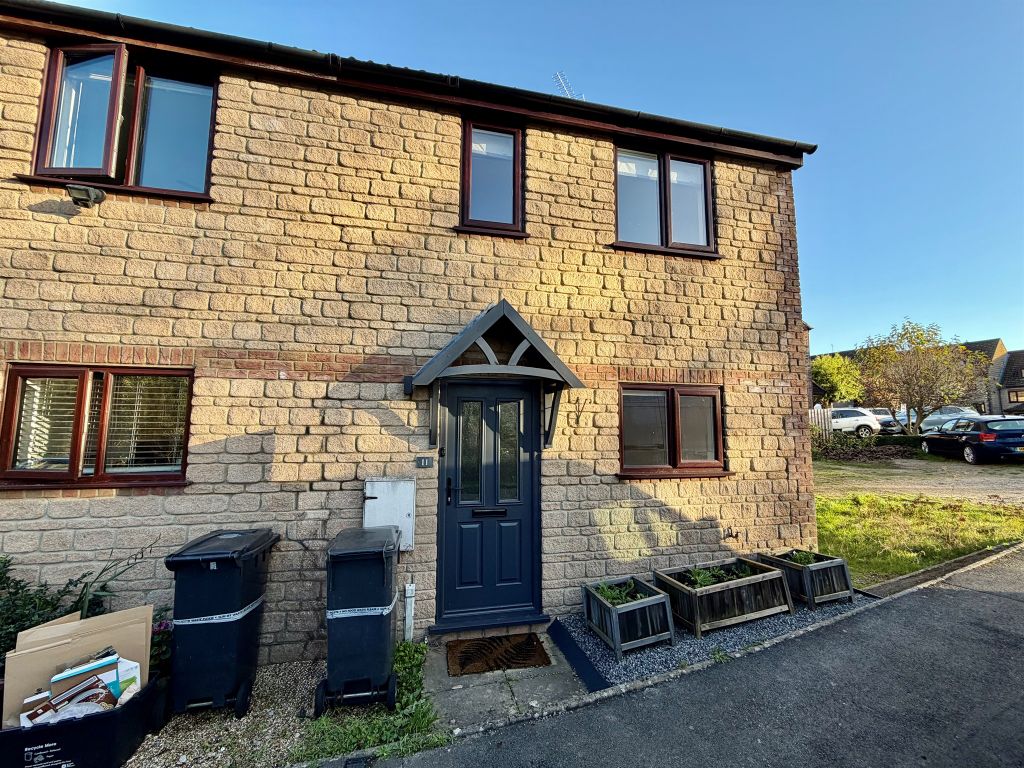 Property photo 2 of 19