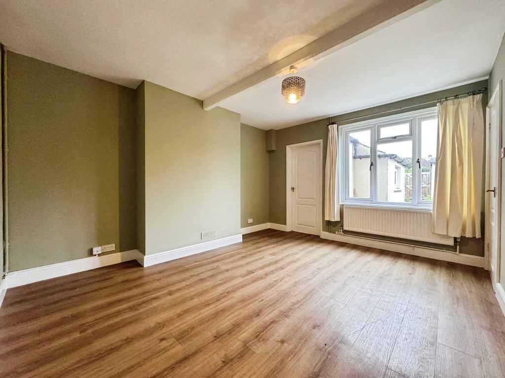 Property photo 2 of 15 Pbox-Img.Jpg
