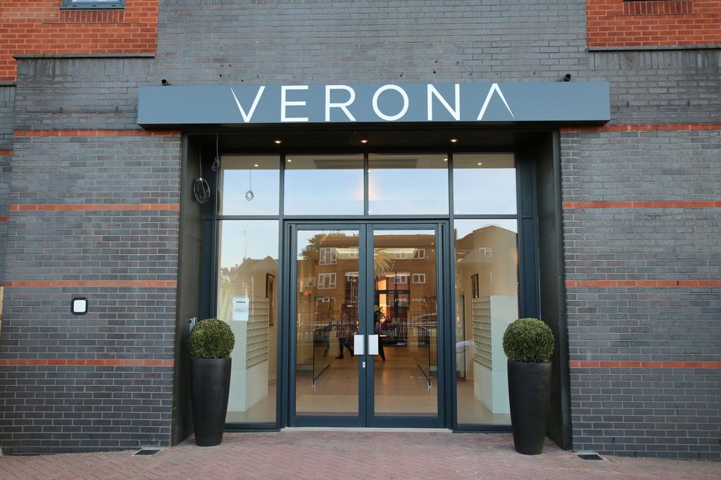 Property photo 1 of 9